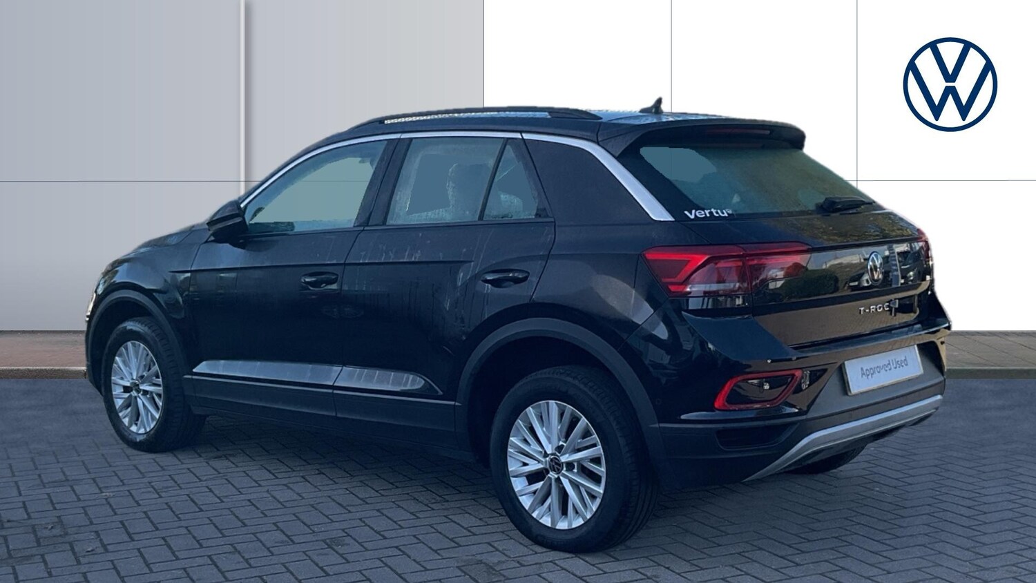 Used Volkswagen T-Roc 2022 for sale - 76063691: Photo 3