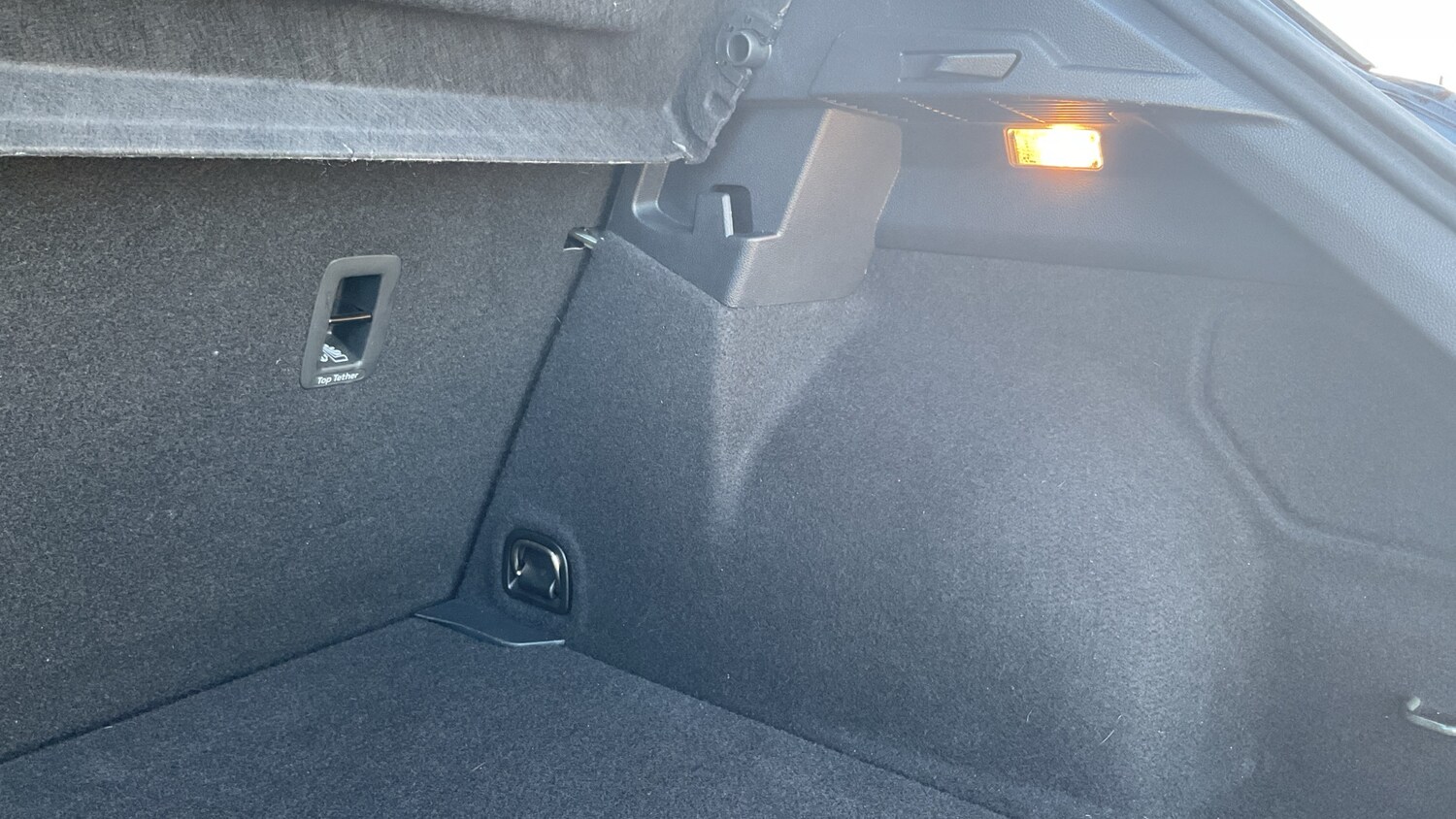 Used Volkswagen T-Roc 2022 for sale - 76063691: Photo 37