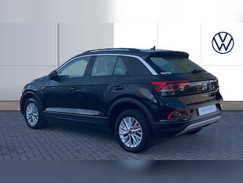 Used Volkswagen T-Roc 2022 for sale - 76063691: Photo