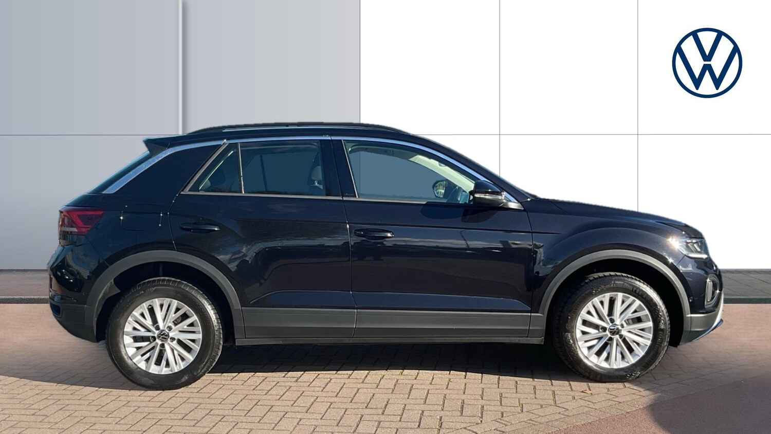 Used Volkswagen T-Roc 2022 for sale - 76063691: Photo 4
