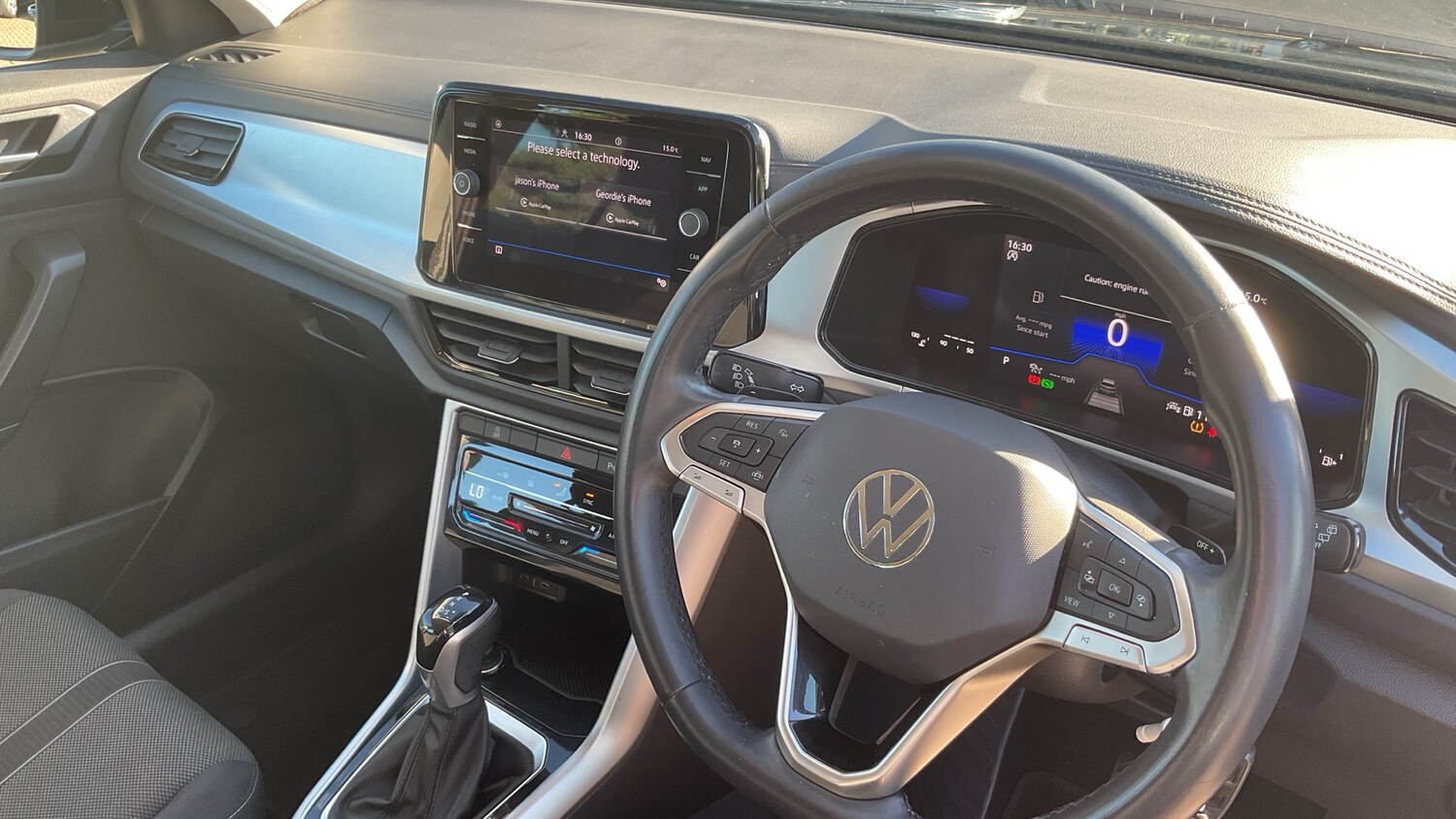 Used Volkswagen T-Roc 2022 for sale - 76063691: Photo 6