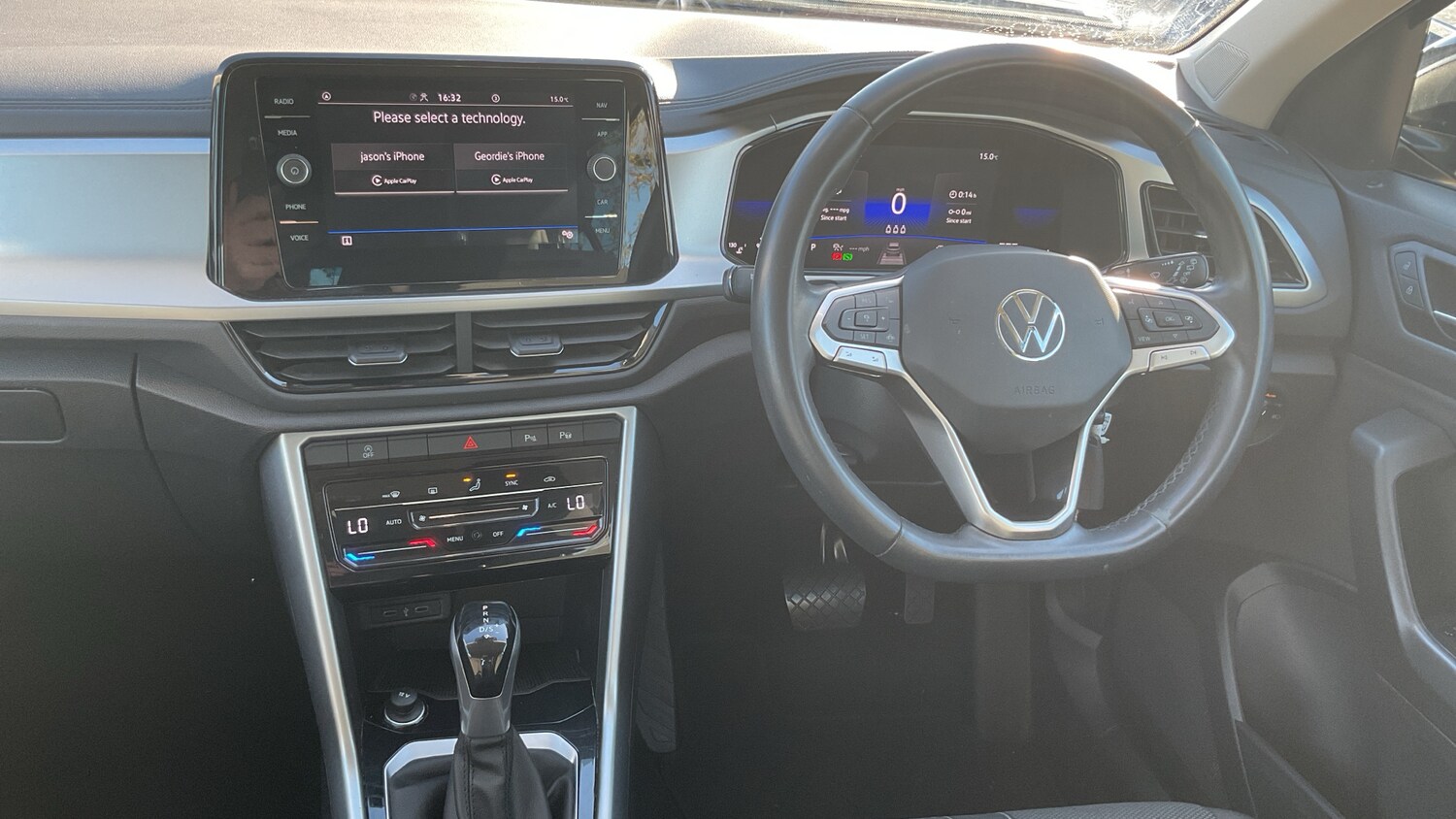 Used Volkswagen T-Roc 2022 for sale - 76063691: Photo 9