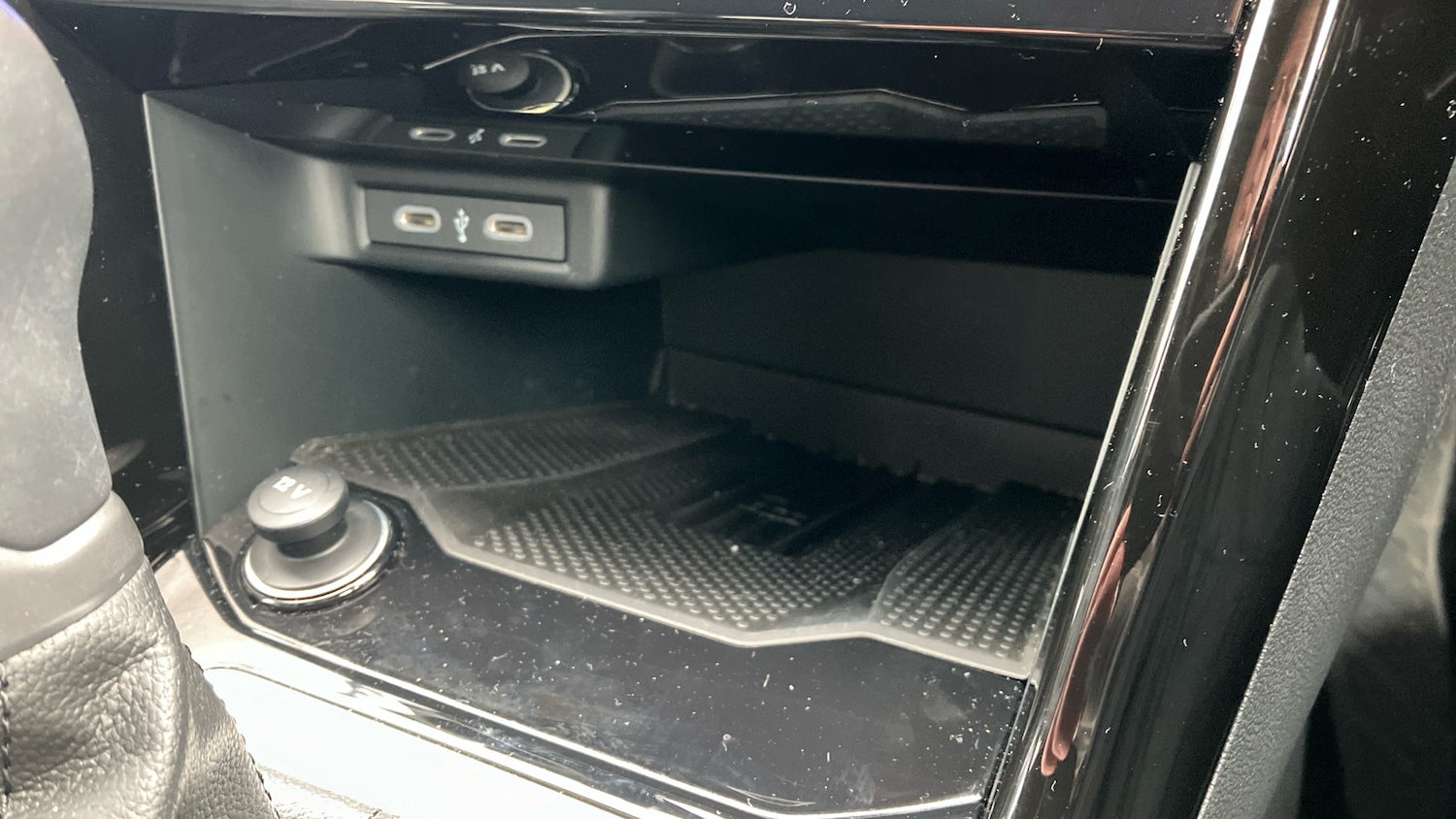 Used Volkswagen T-Roc 2025 for sale - 76374280: Photo 23