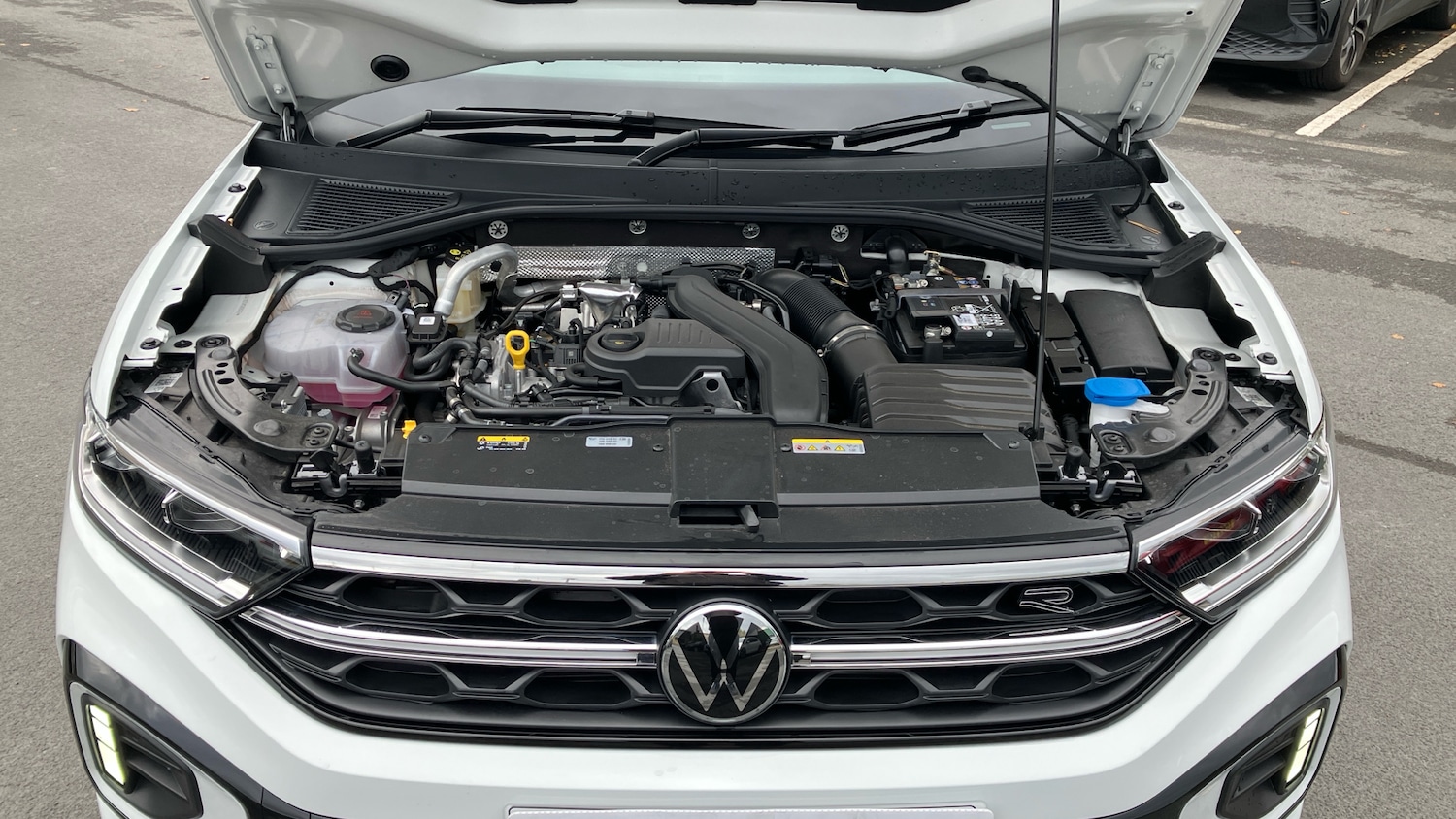 Used Volkswagen T-Roc 2025 for sale - 76374280: Photo 32