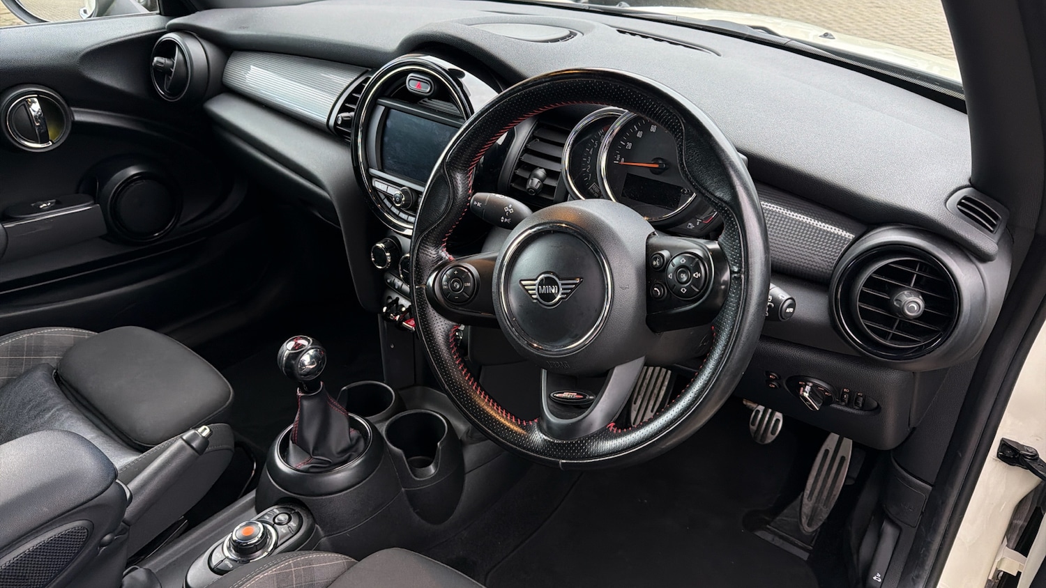 Used MINI Hatch 2019 for sale - 77366026: Photo 11