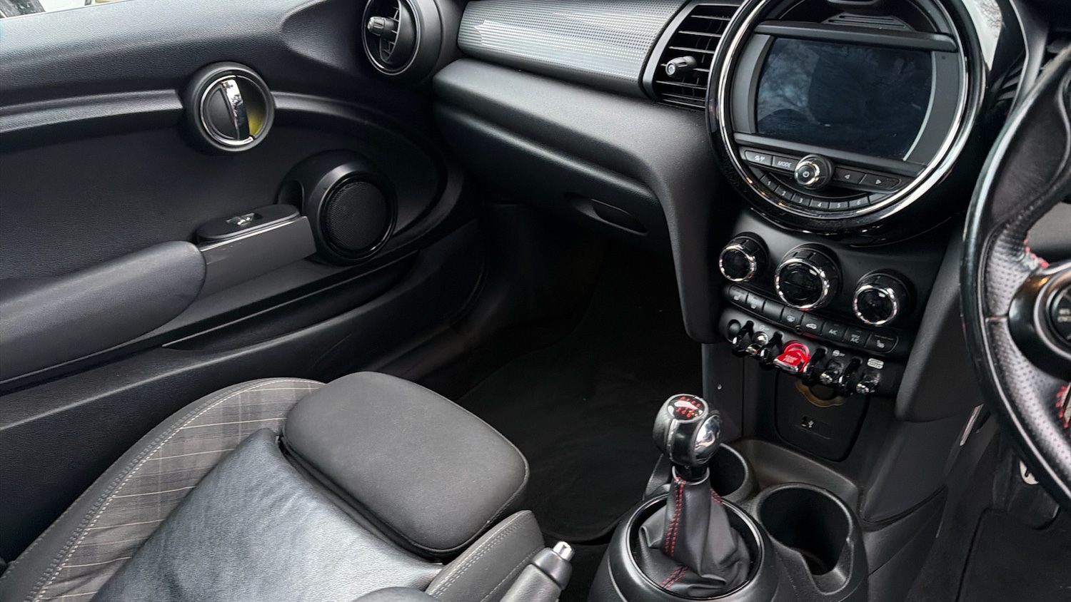 Used MINI Hatch 2019 for sale - 77366026: Photo 14