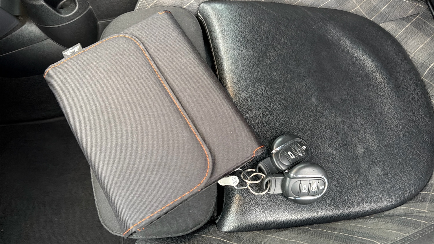 Used MINI Hatch 2019 for sale - 77366026: Photo 19