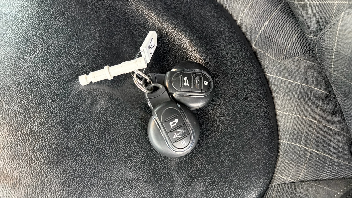 Used MINI Hatch 2019 for sale - 77366026: Photo 20