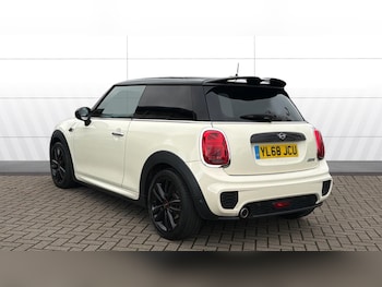 Used MINI Hatch 2019 for sale - 77366026: Photo