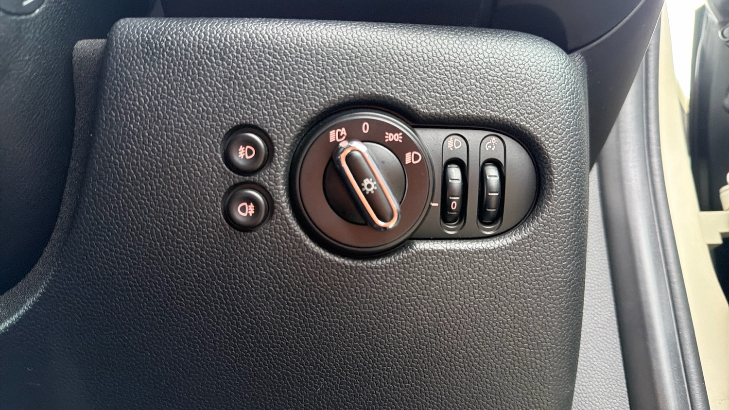 Used MINI Hatch 2019 for sale - 77366026: Photo 32