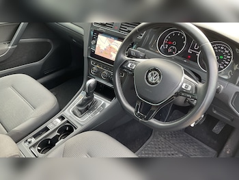 Used Volkswagen Golf 2020 for sale - 77567632: Photo