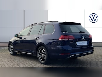 Used Volkswagen Golf 2020 for sale - 77567632: Photo