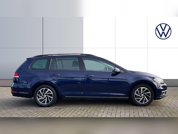 Used Volkswagen Golf 2020 for sale - 77567632: Photo