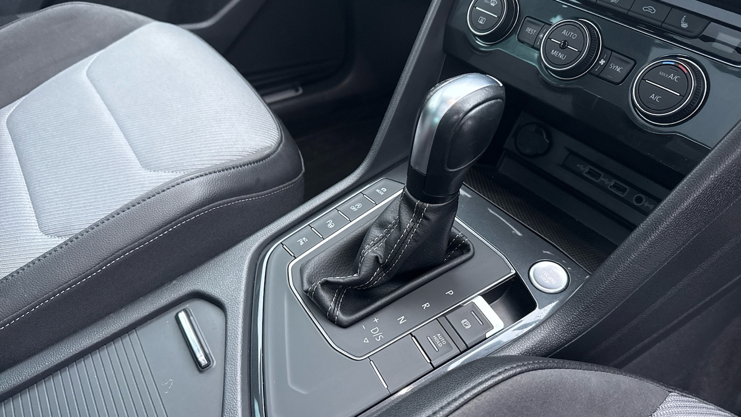 Used Volkswagen Tiguan 2020 for sale - 77759156: Photo 14