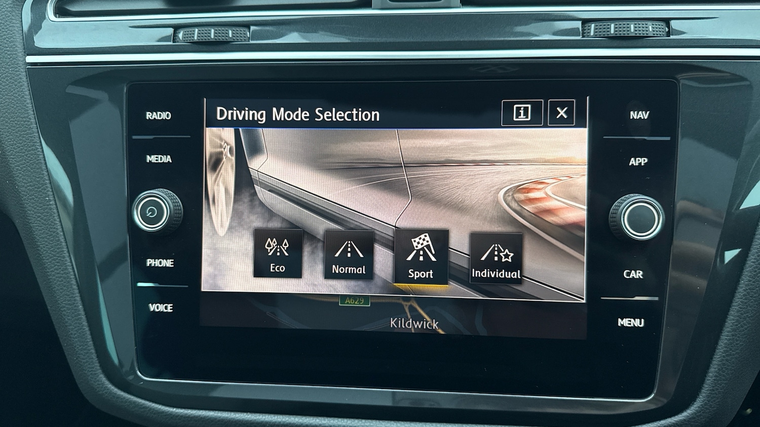 Used Volkswagen Tiguan 2020 for sale - 77759156: Photo 36