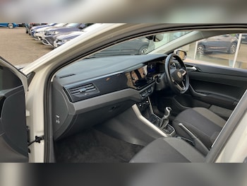 Used Volkswagen Polo 2023 for sale - 76492082: Photo