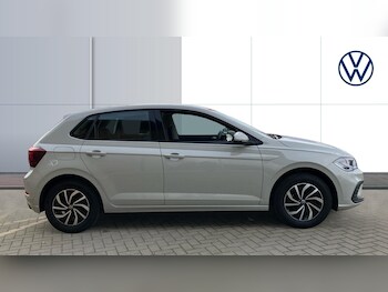 Used Volkswagen Polo 2023 for sale - 76492082: Photo