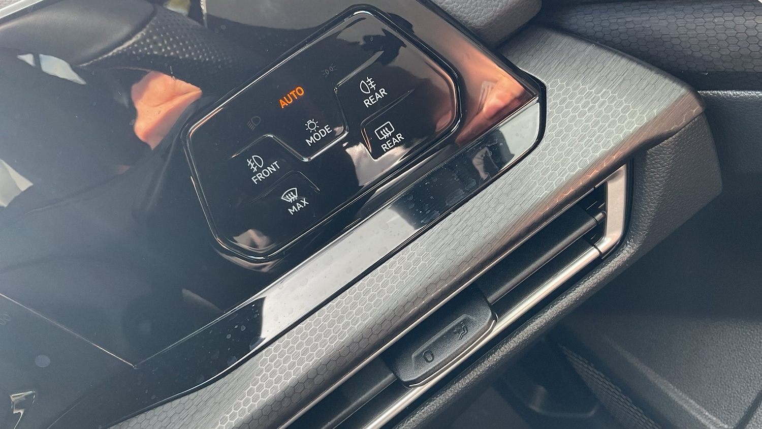 Used Volkswagen Golf 2021 for sale - 76908446: Photo 22