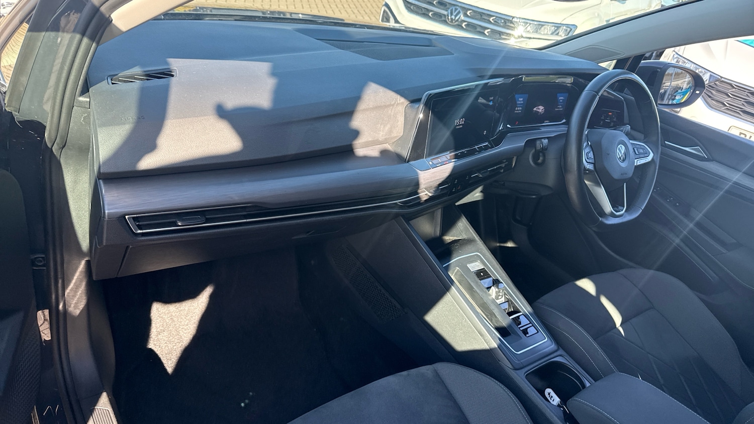 Used Volkswagen Golf 2022 for sale - 78011530: Photo 2