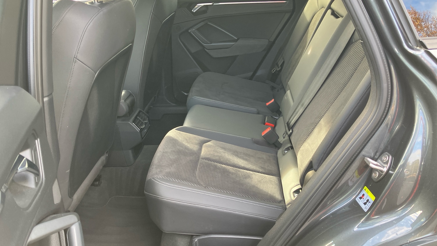 Used Audi Q3 2020 for sale - 76392205: Photo 16