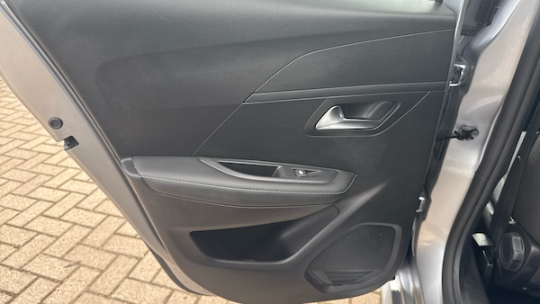 Used Peugeot 208 2023 for sale - 76262789: Photo 27