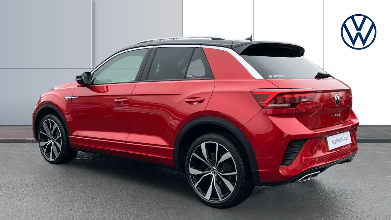 Used Volkswagen T-Roc 2024 for sale - 76319179: Photo 3