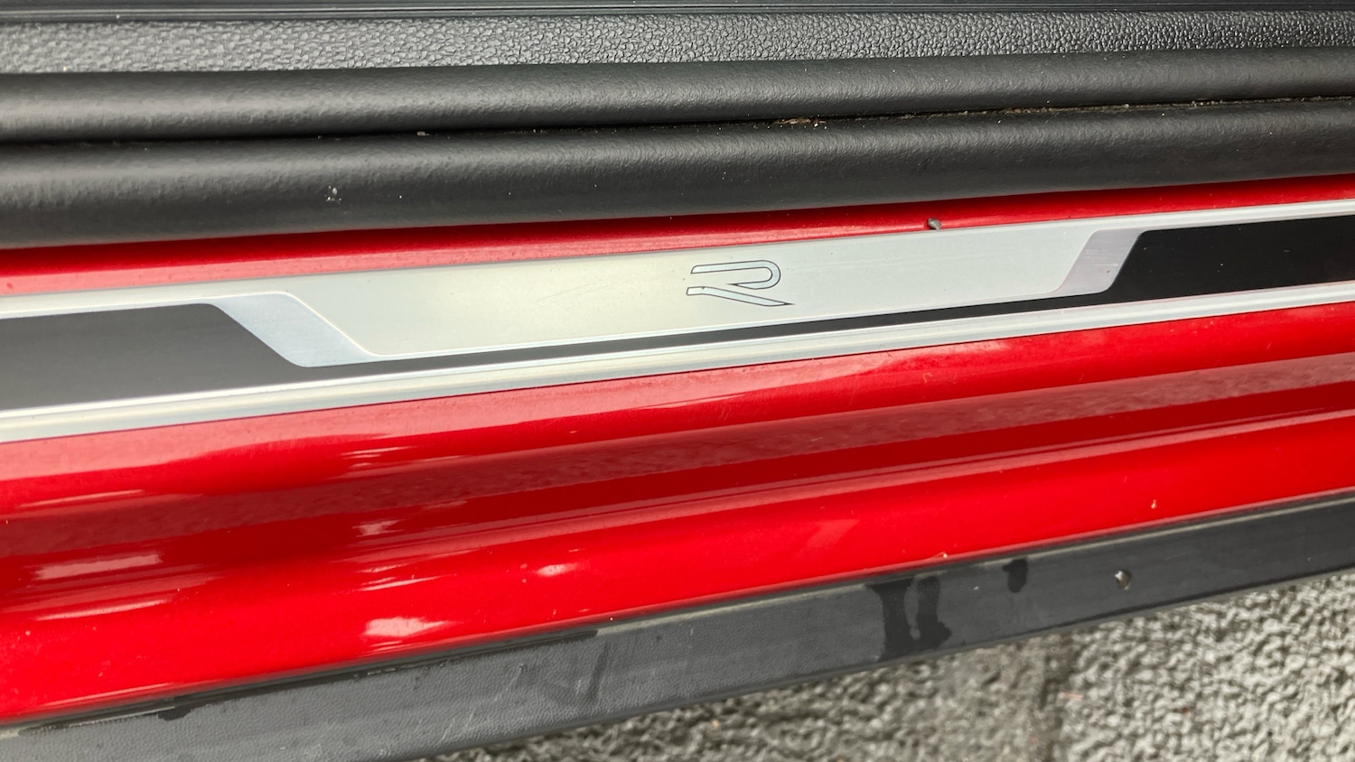 Used Volkswagen T-Roc 2024 for sale - 76319179: Photo 30