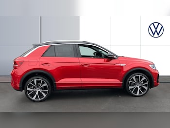 Used Volkswagen T-Roc 2024 for sale - 76319179: Photo