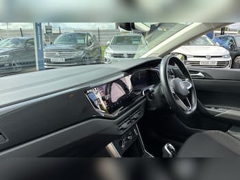 Used Volkswagen Polo 2024 for sale - 79721334: Photo
