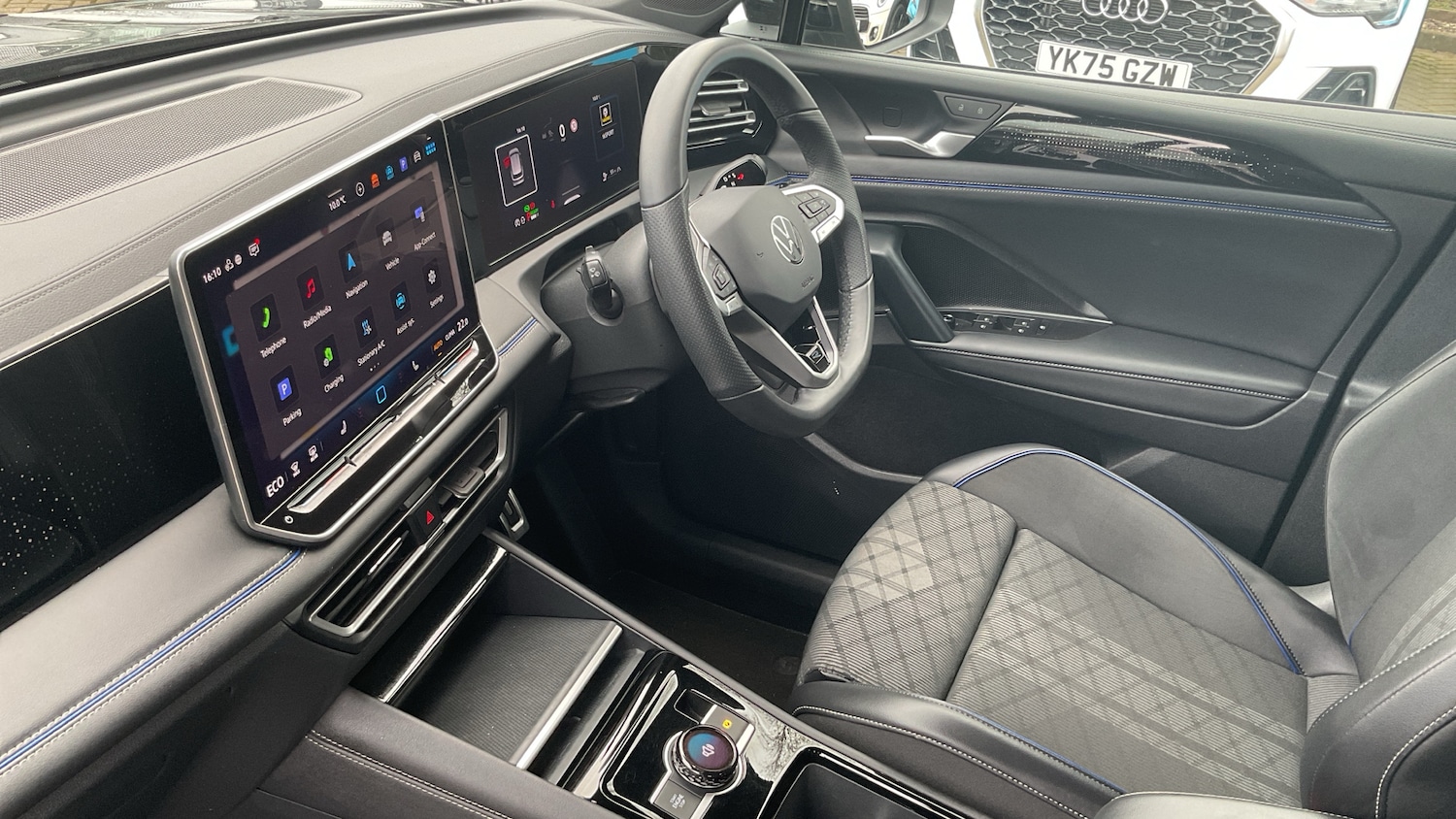 Used Volkswagen Tiguan 2025 for sale - 78039174: Photo 2