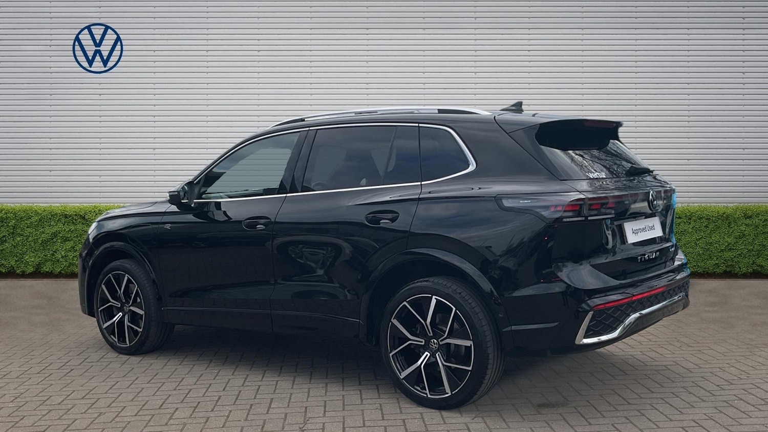 Used Volkswagen Tiguan 2025 for sale - 78039174: Photo 3