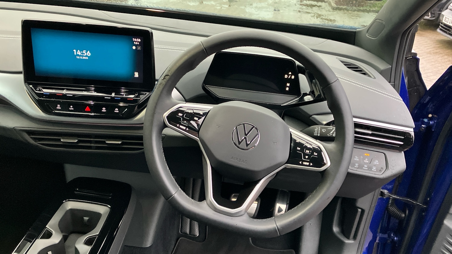 Used Volkswagen ID.4 2023 for sale - 76948178: Photo 10