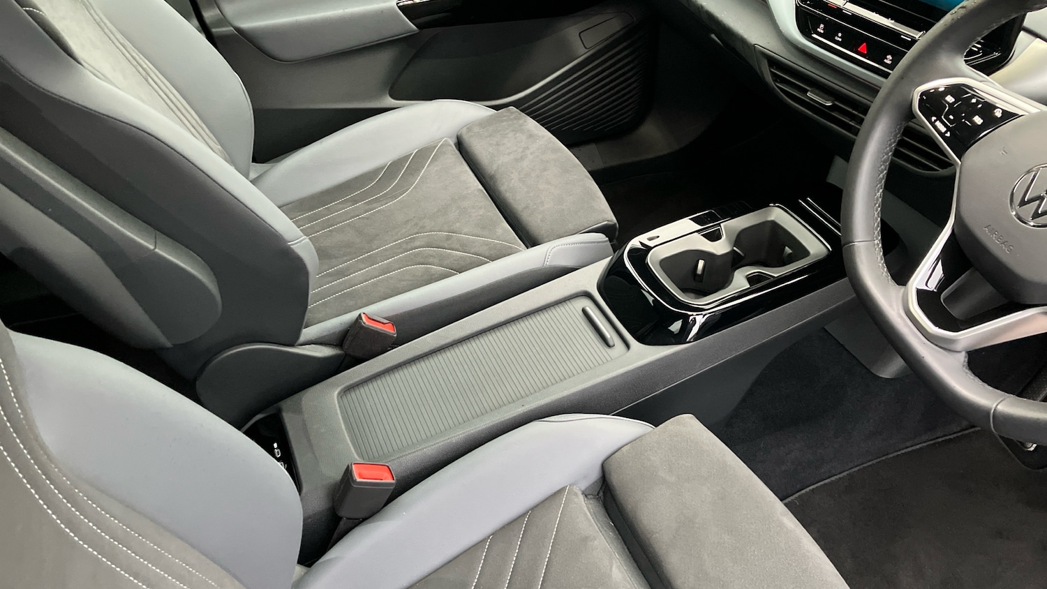 Used Volkswagen ID.4 2023 for sale - 76948178: Photo 14