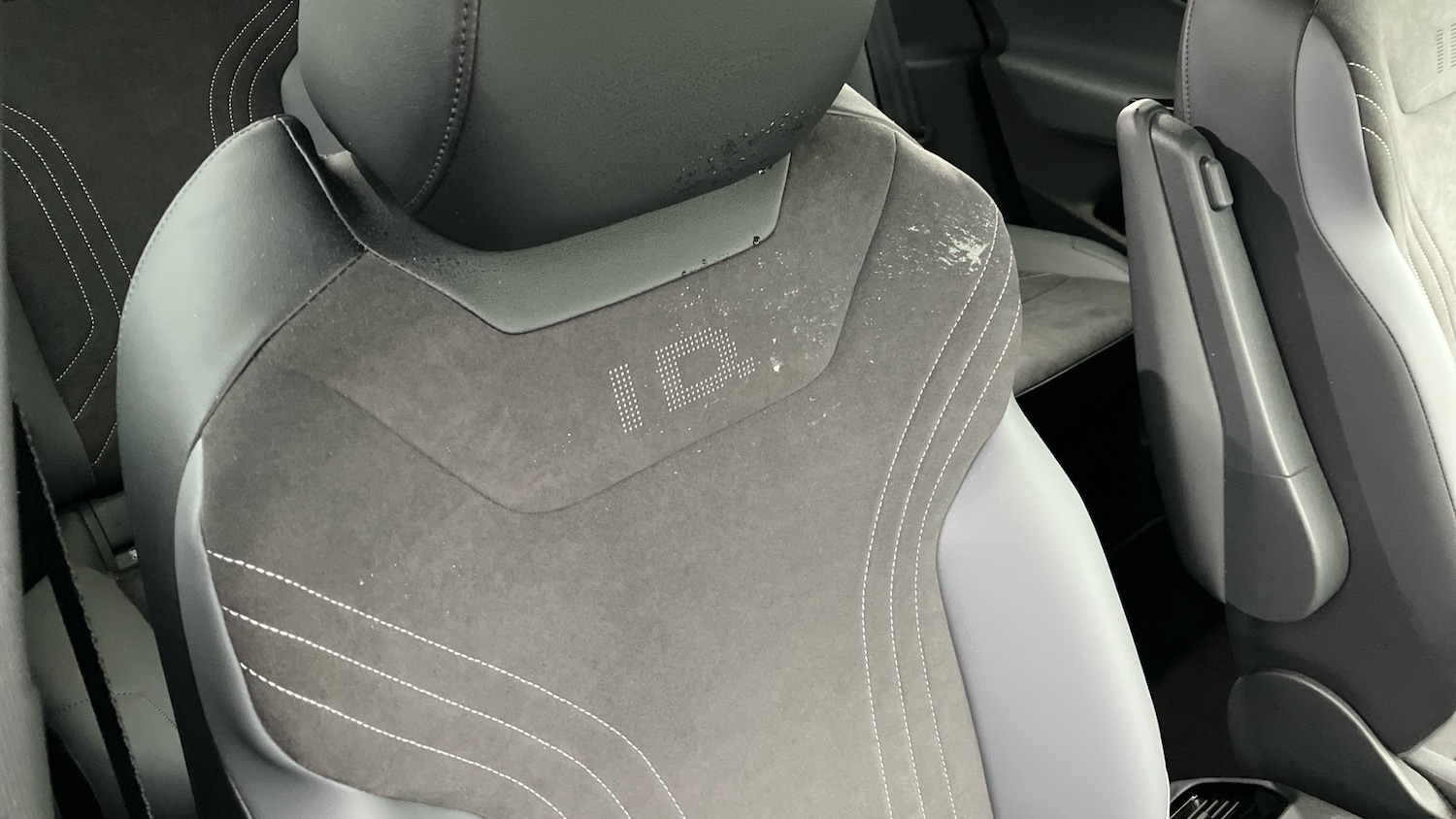 Used Volkswagen ID.4 2023 for sale - 76948178: Photo 29