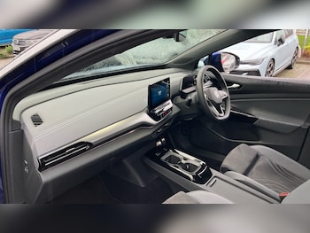 Used Volkswagen ID.4 2023 for sale - 76948178: Photo