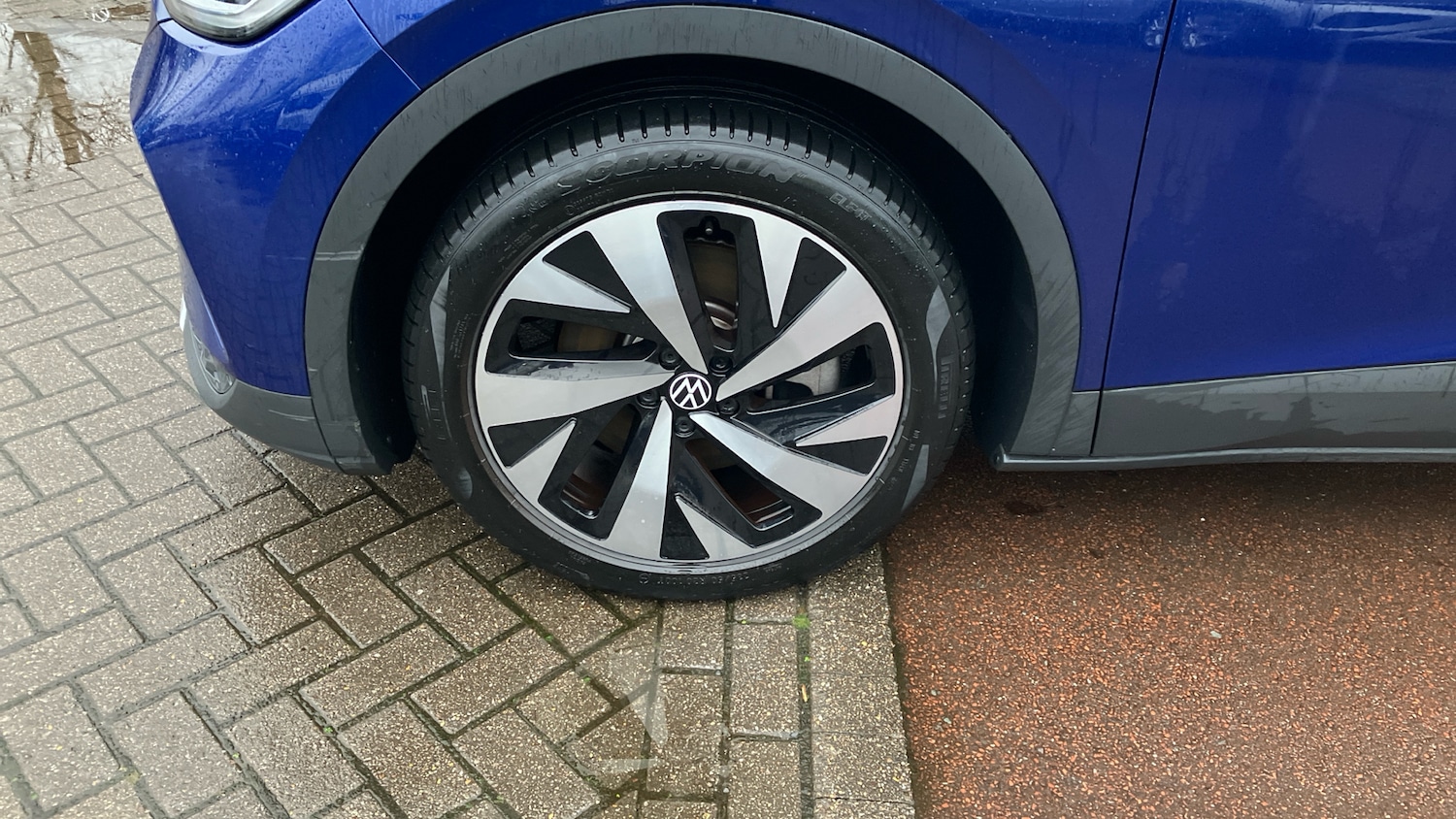 Used Volkswagen ID.4 2023 for sale - 76948178: Photo 35