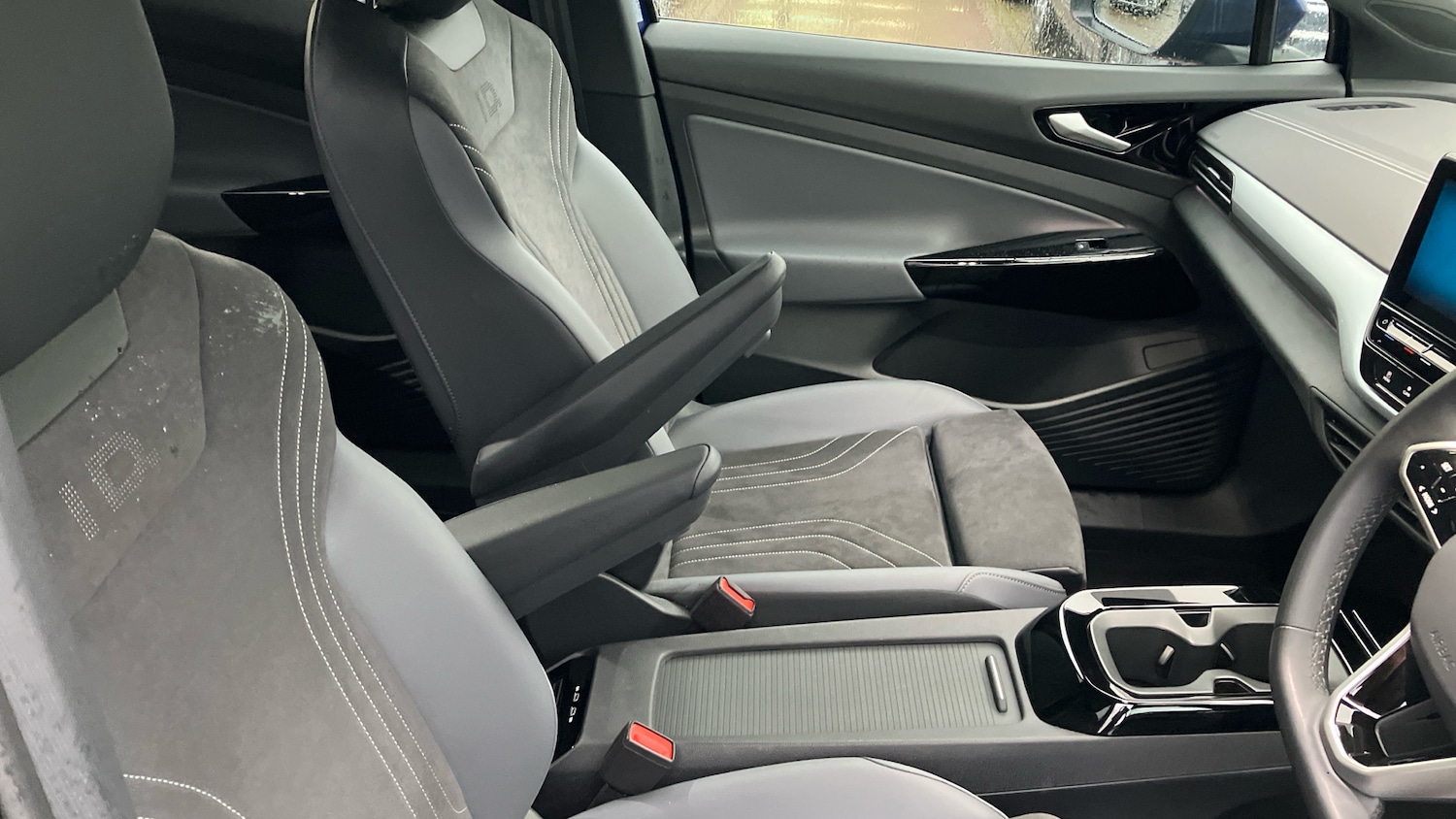 Used Volkswagen ID.4 2023 for sale - 76948178: Photo 44