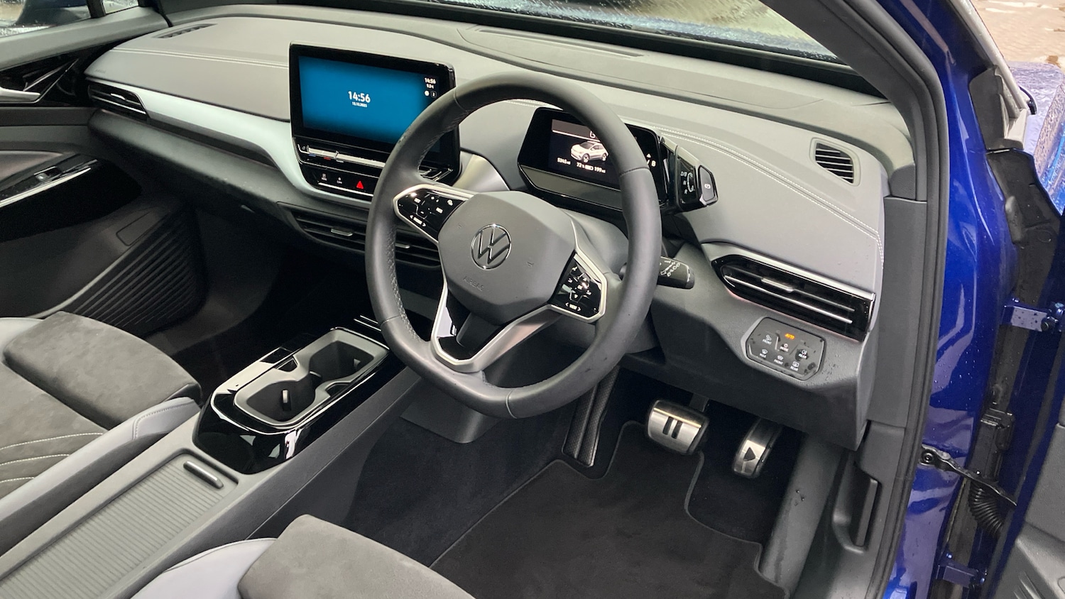 Used Volkswagen ID.4 2023 for sale - 76948178: Photo 6