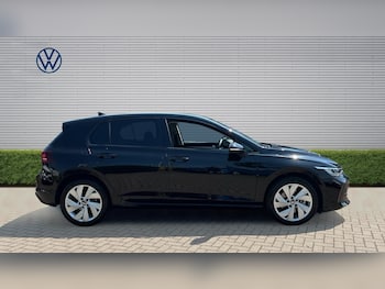 Used Volkswagen Golf 2025 for sale - 78994938: Photo