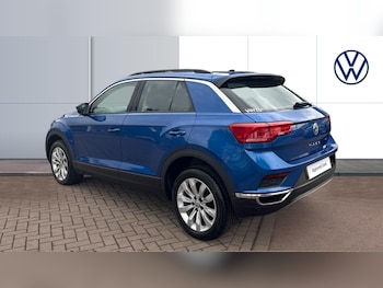 Used Volkswagen T-Roc 2019 for sale - 75332180: Photo
