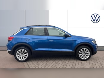 Used Volkswagen T-Roc 2019 for sale - 75332180: Photo