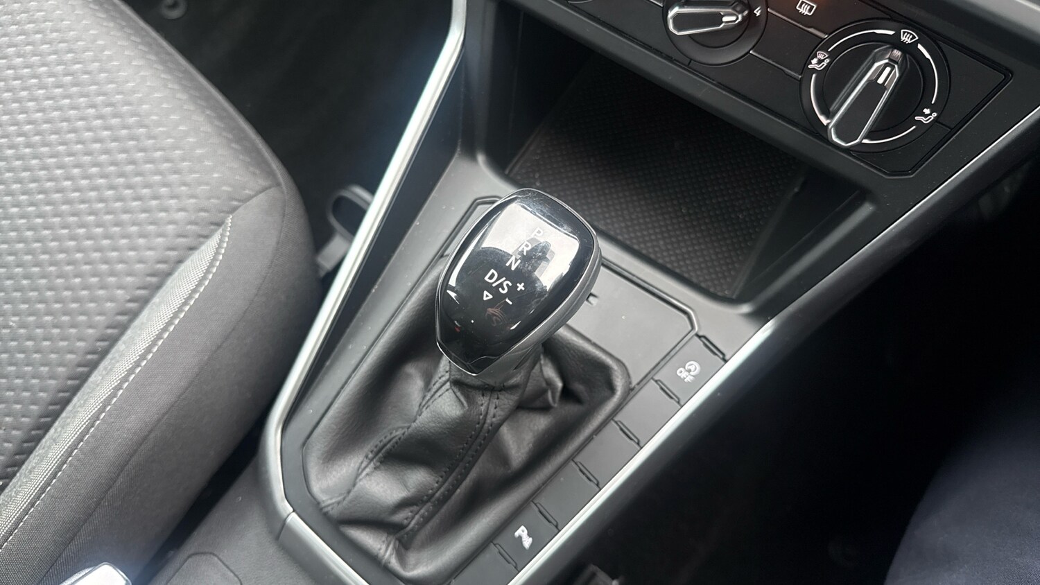 Used Volkswagen Polo 2022 for sale - 77733011: Photo 42