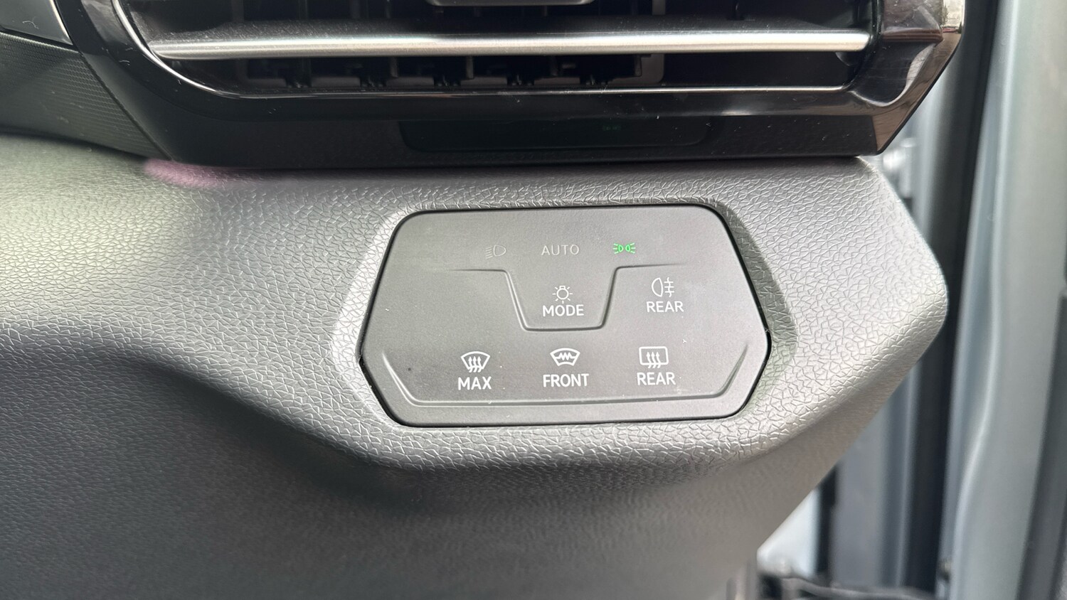 Used Volkswagen ID.4 2022 for sale - 77742497: Photo 44