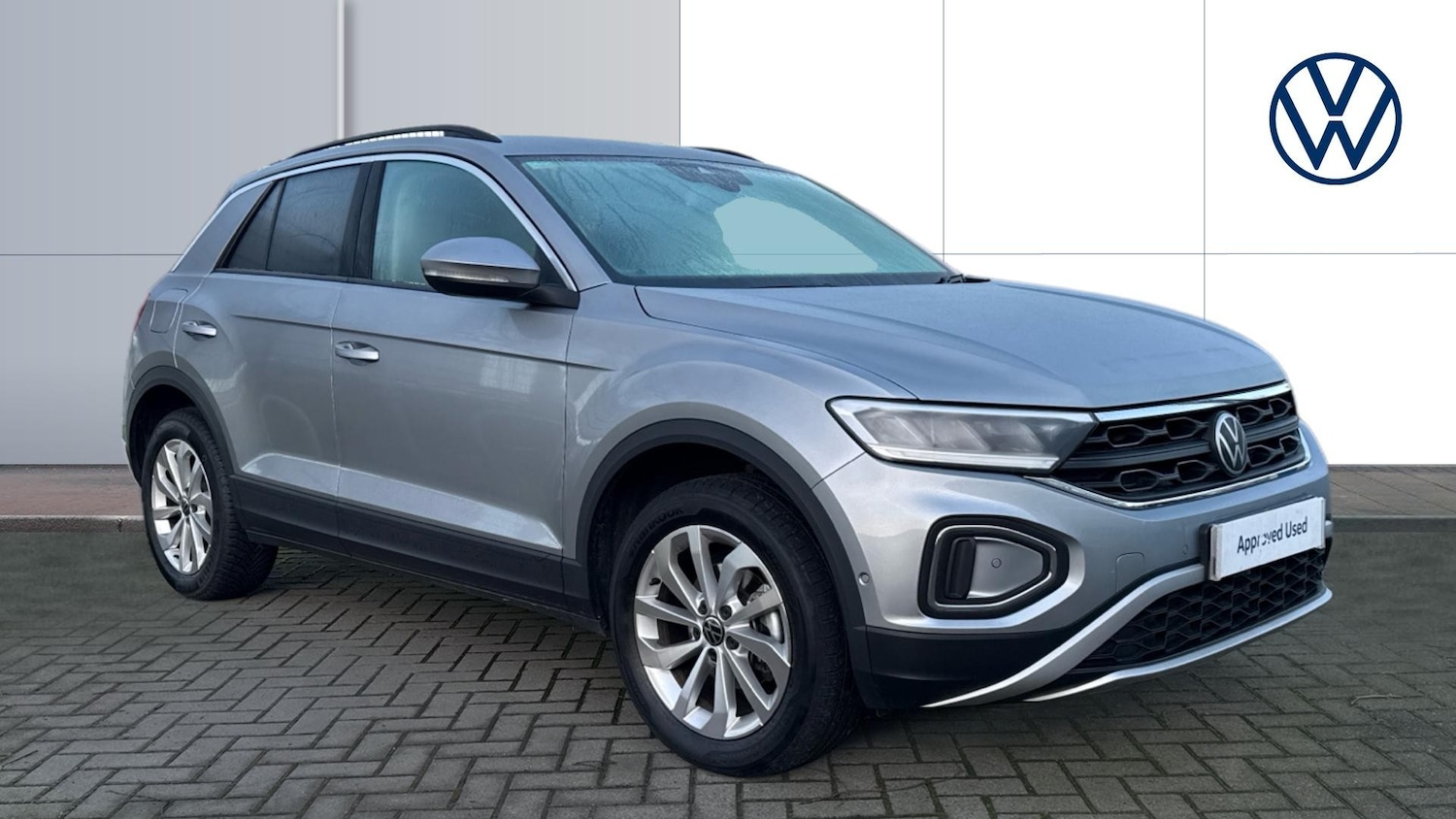 Used Volkswagen T-Roc 2025 for sale - 77350296: Photo 1