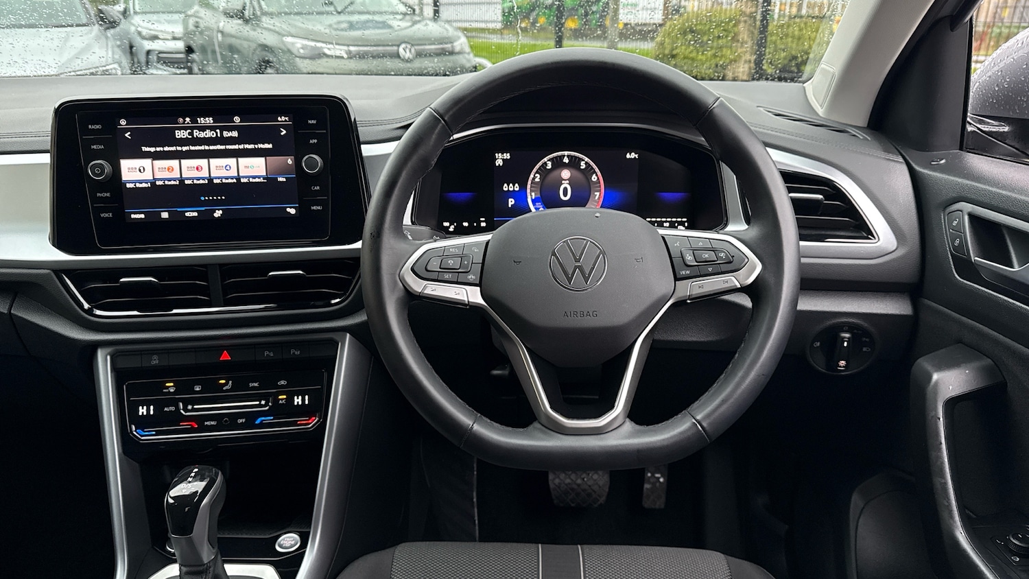 Used Volkswagen T-Roc 2025 for sale - 77350296: Photo 10