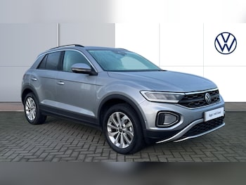 Used Volkswagen T-Roc 2025 for sale - 77350296: Photo