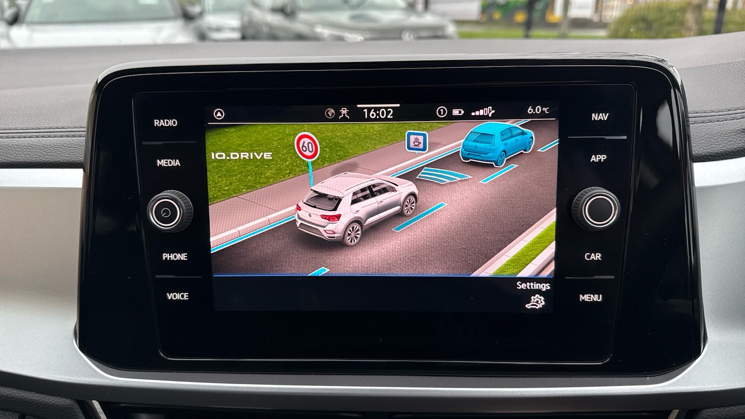 Used Volkswagen T-Roc 2025 for sale - 77350296: Photo 42