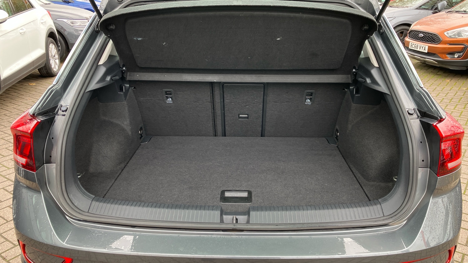 Used Volkswagen T-Roc 2022 for sale - 76329554: Photo 20