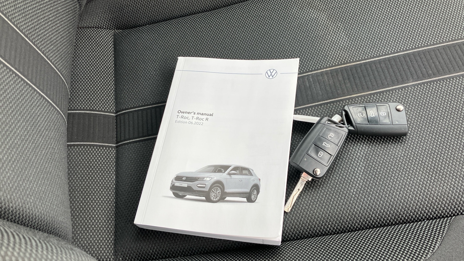 Used Volkswagen T-Roc 2022 for sale - 76329554: Photo 30