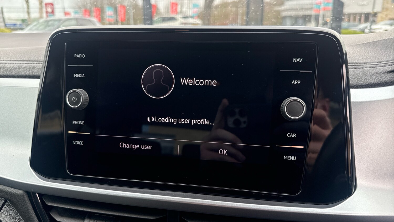 Used Volkswagen T-Roc 2023 for sale - 77917102: Photo 12